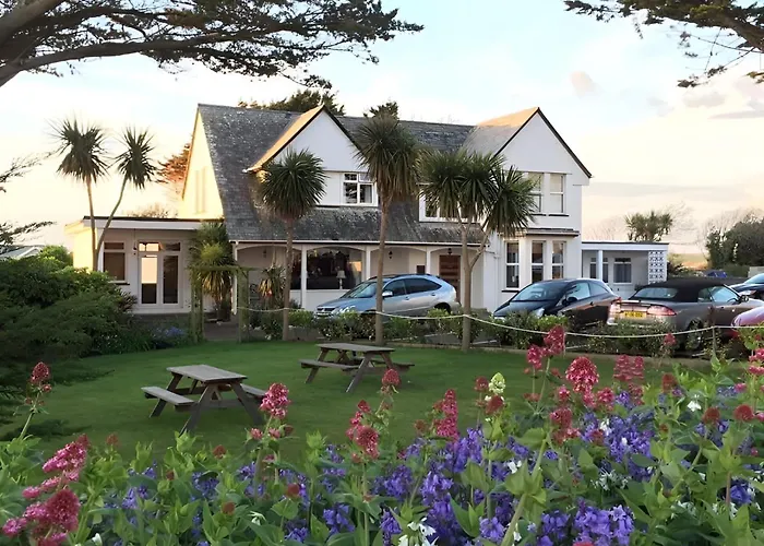 Pine Lodge Hotel Newquay 