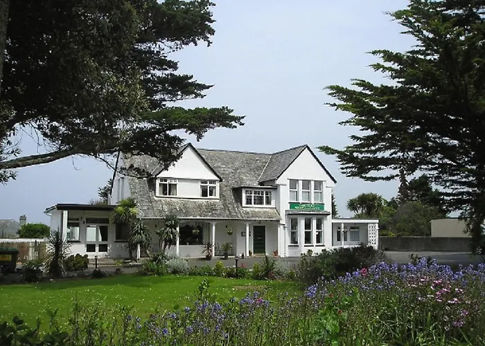 Pine Lodge Hotel Newquay 